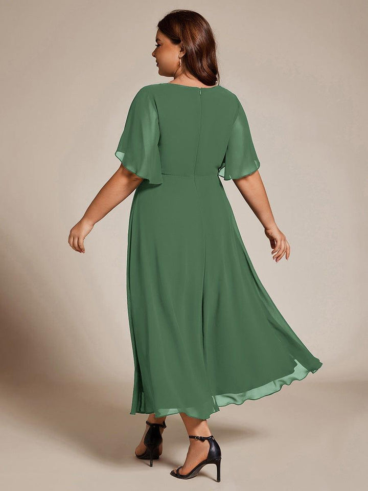pretty DAHLIA|Plus Size V-Neck Chiffon Midi Wedding Guest Dress with Waist Applique(Final Sale)