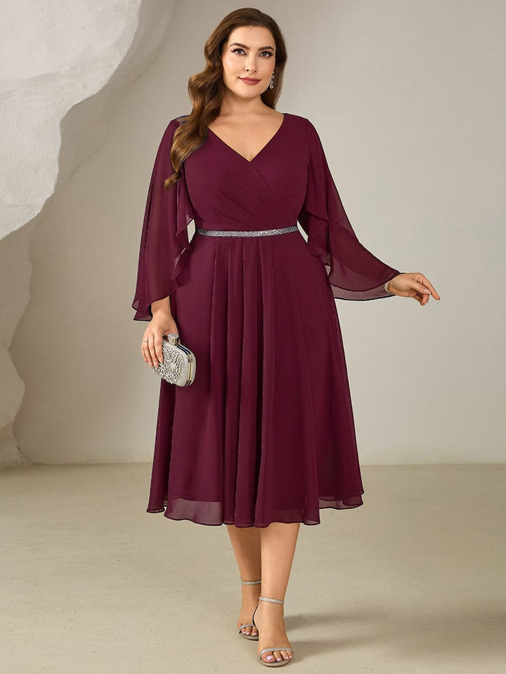 ever WYNN|Plus Size V-Neck Chiffon Wedding Guest Dress