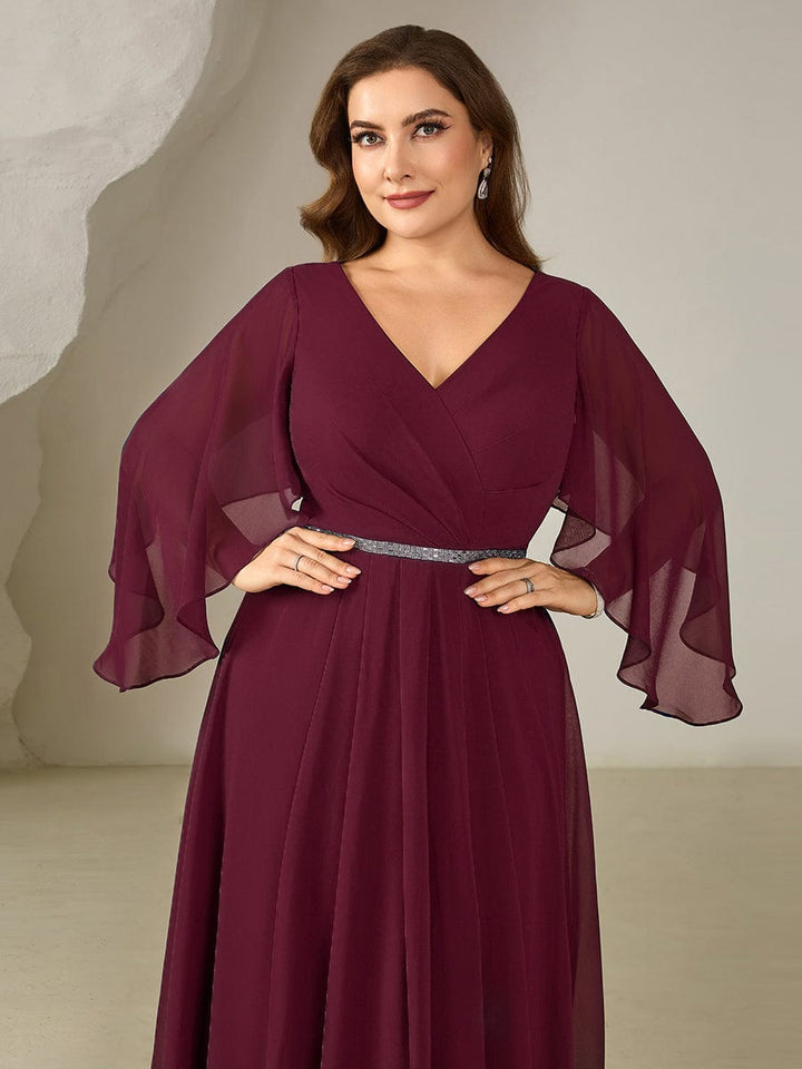 ever WYNN|Plus Size V-Neck Chiffon Wedding Guest Dress