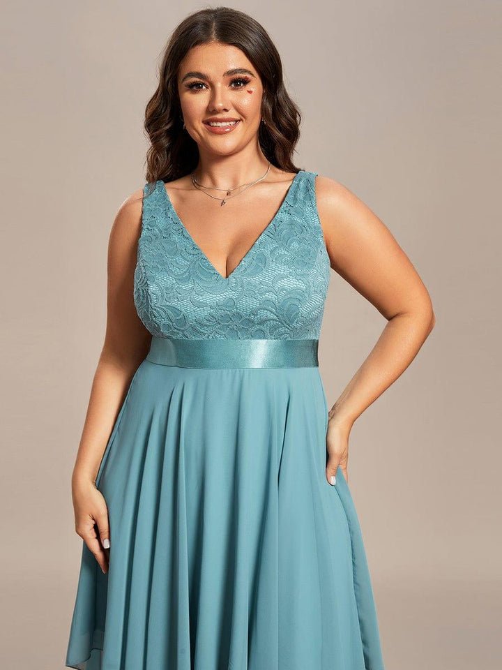 pretty COSTA|Plus Size Stunning V Neck Lace & Chiffon Prom Dress for Women (Final Sale)