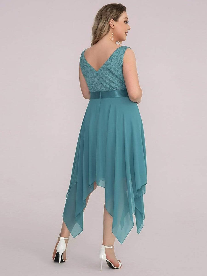pretty COSTA|Plus Size Stunning V Neck Lace & Chiffon Prom Dress for Women (Final Sale)