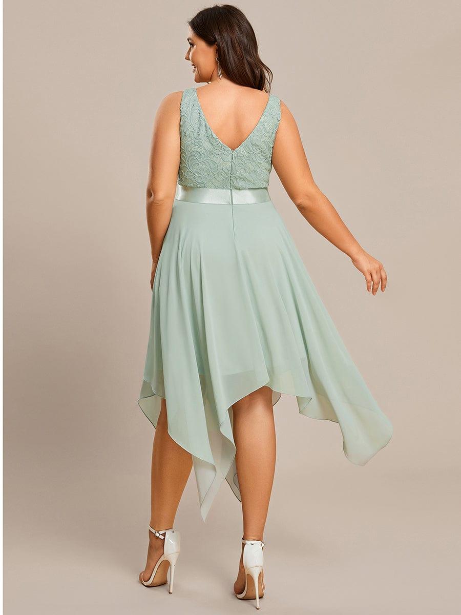 pretty COSTA|Plus Size Stunning V Neck Lace & Chiffon Prom Dress for Women