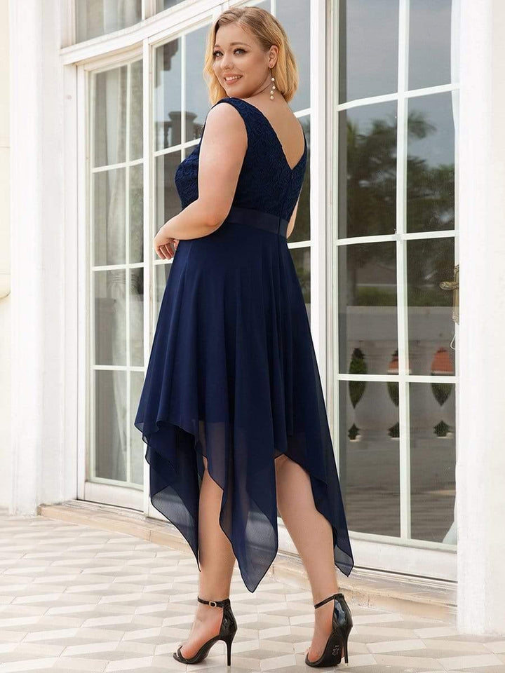 pretty COSTA|Plus Size Stunning V Neck Lace & Chiffon Prom Dress for Women
