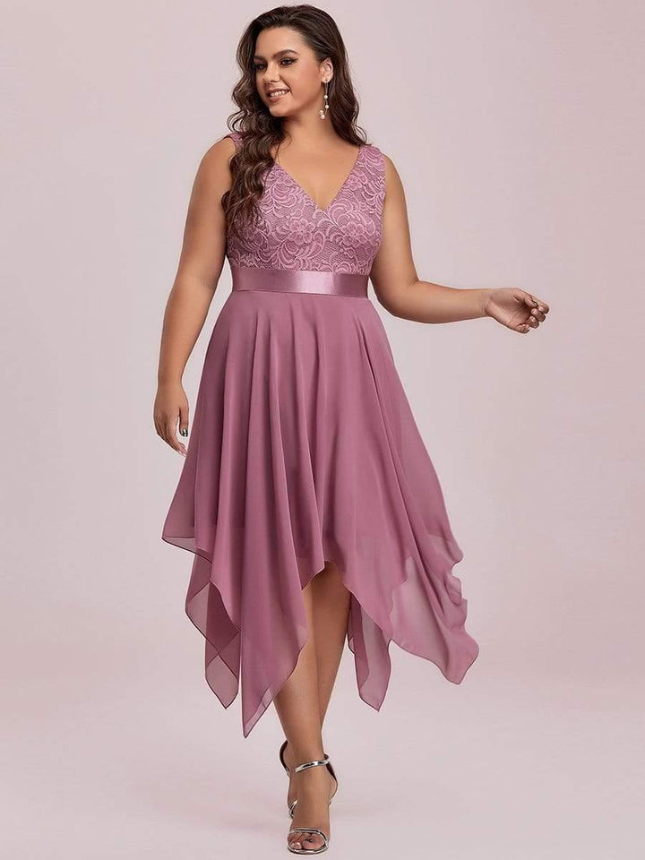 pretty COSTA|Plus Size Stunning V Neck Lace & Chiffon Prom Dress for Women (Final Sale)
