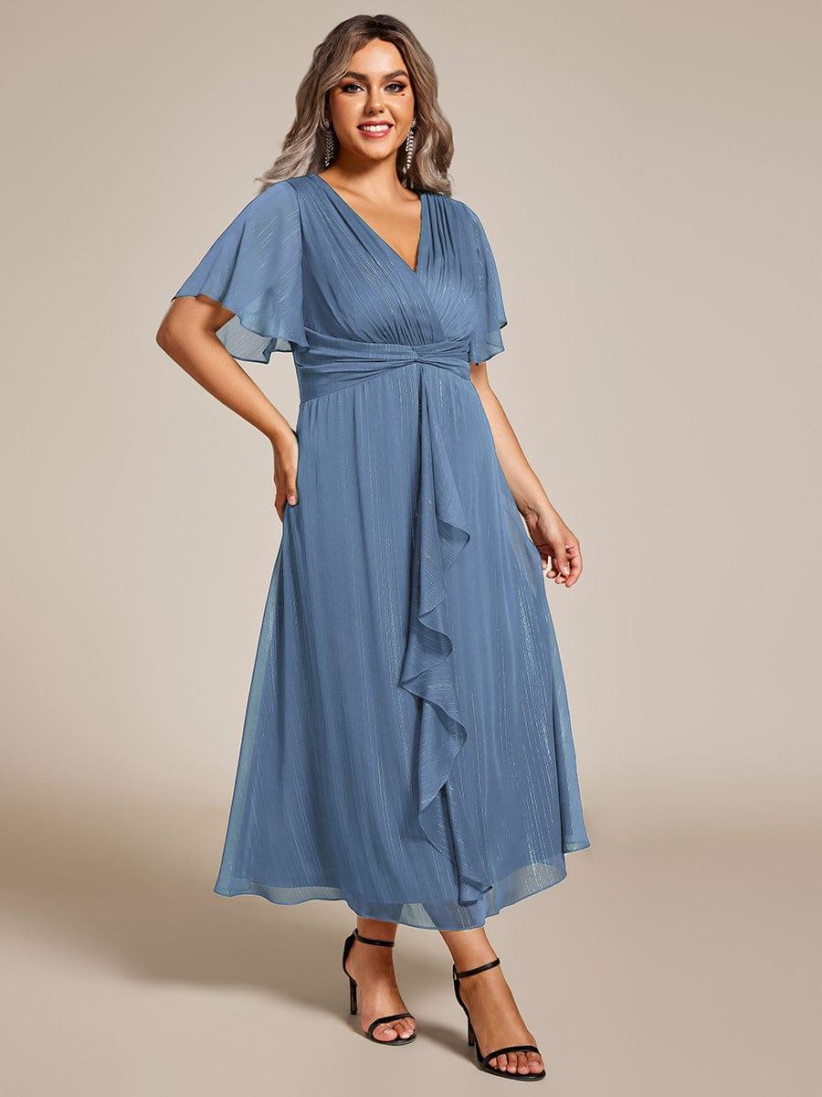 pretty OPAHL|Plus Size Glitter Short Sleeve A-Line Midi Wedding Guest Dress with Ruffled Hem